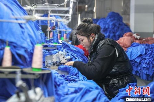 南昌開年拼經濟，針紡服裝產業(yè)基地趕制訂單忙